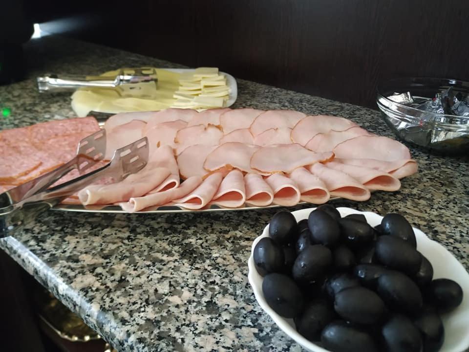 Tomis Pensiune Baile Felix Bagian luar foto